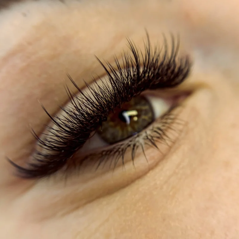 Volume Kirpik Nedir?